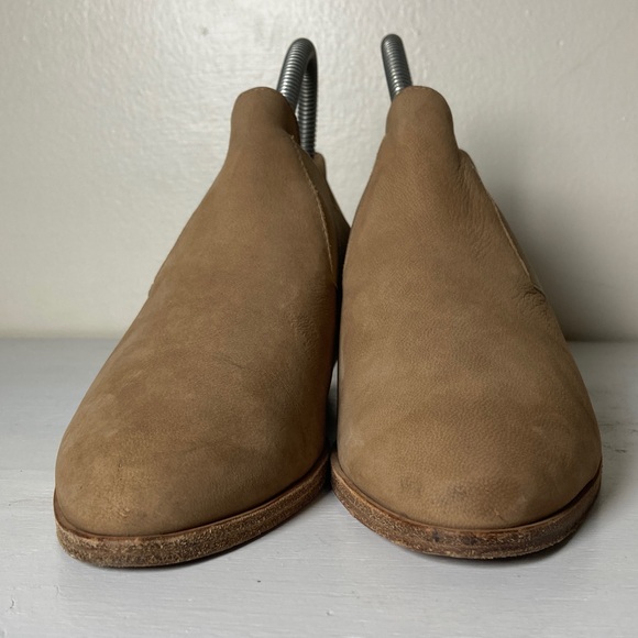 Eileen Fisher Vero Cuoio Evan Tan Soft Leather Ankle Booties Boots, Size 7 - Picture 3 of 15